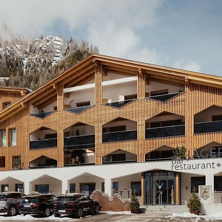 Hotel Jaegerhof Колфоско Екстериор снимка