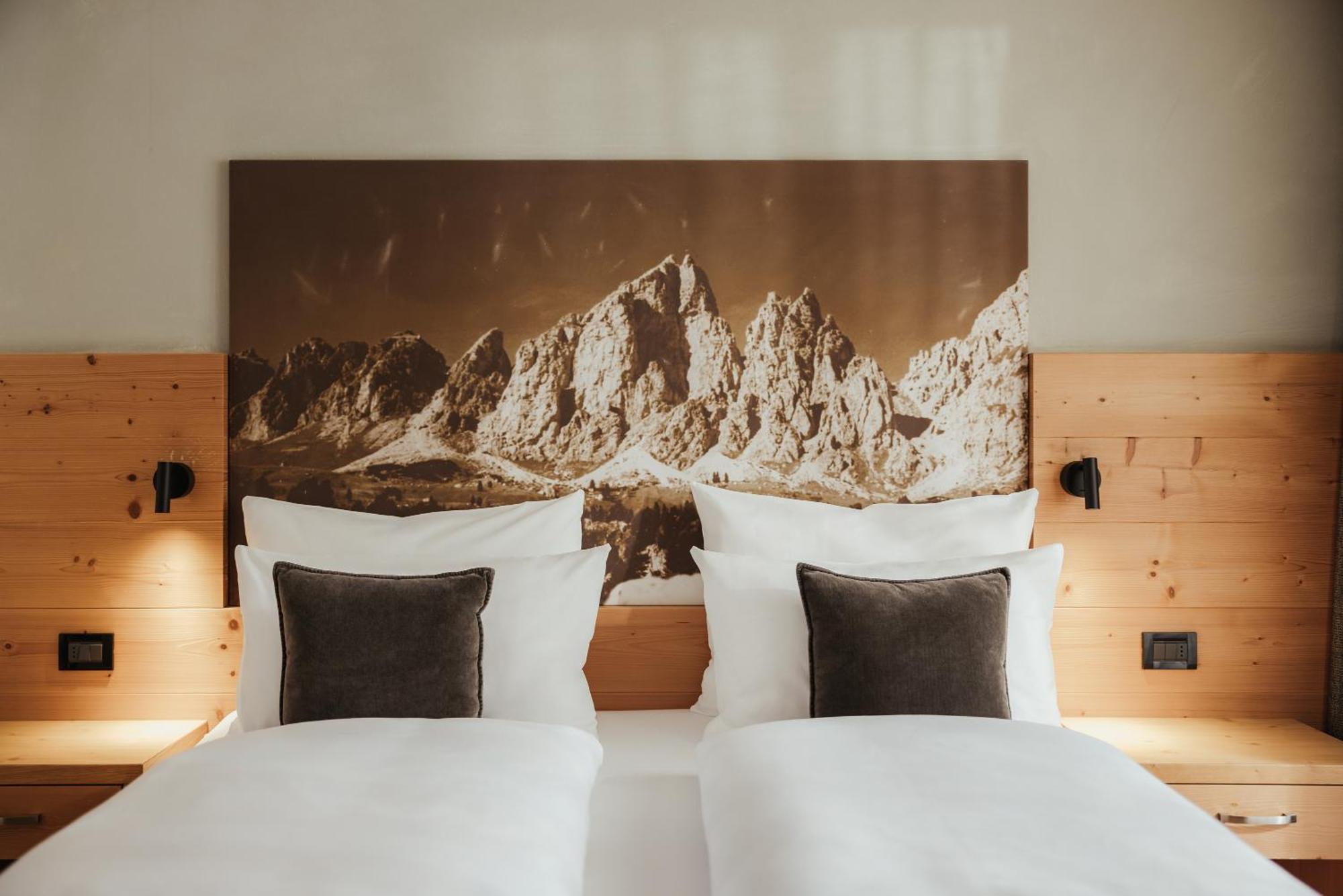 Hotel Jaegerhof Колфоско Стая снимка